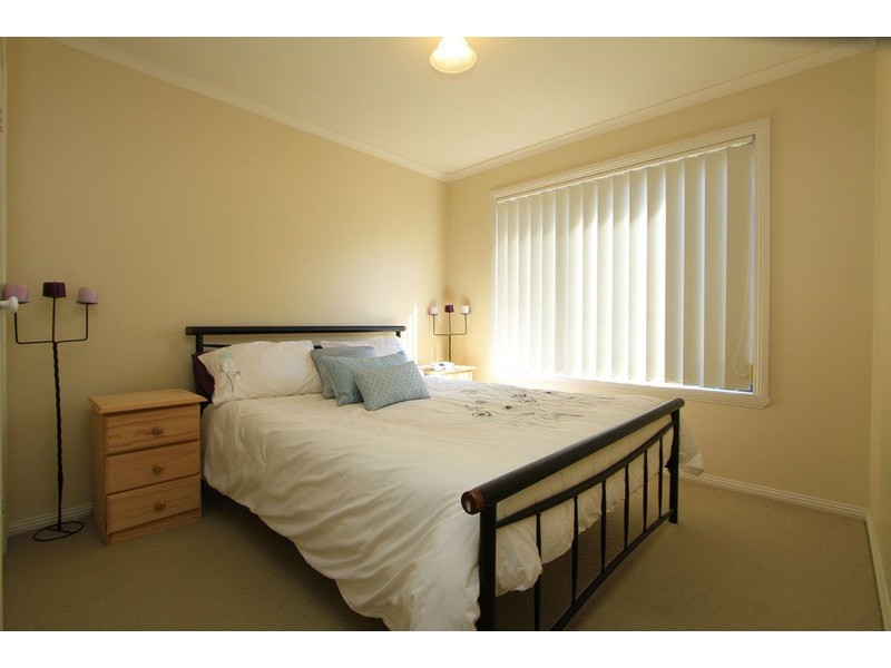 2/72 Nightingale Avenue, Wodonga VIC 3690