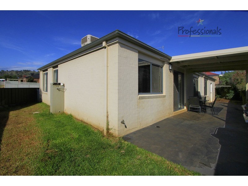 2/72 Nightingale Avenue, Wodonga VIC 3690