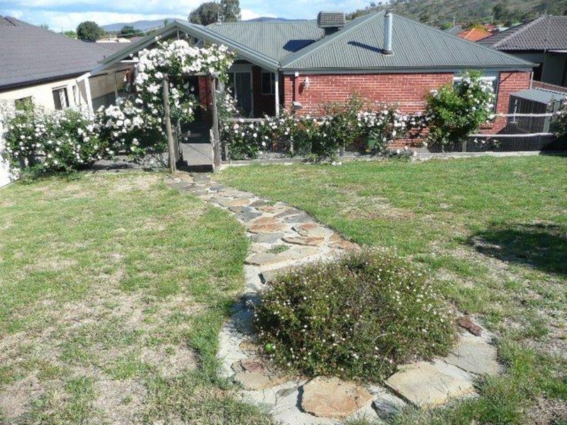 65 Nightingale  Avenue, Wodonga VIC 3690