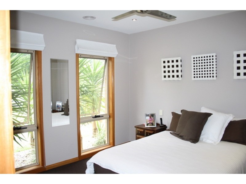 18 Hemlock Court, Baranduda VIC 3691