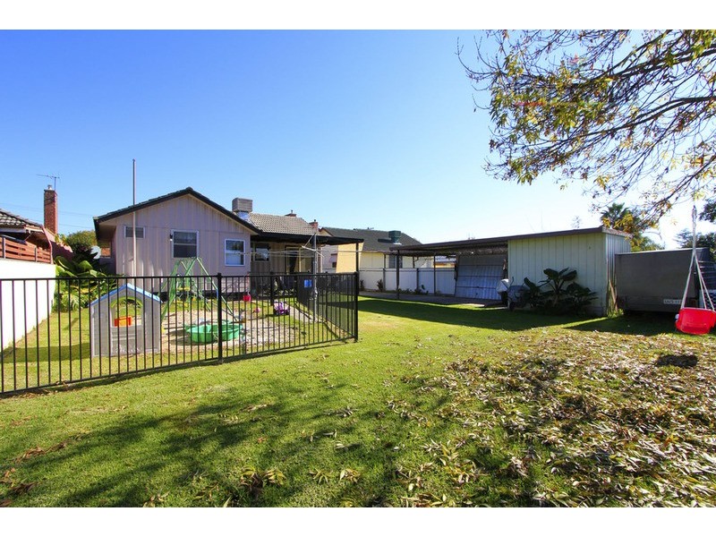 18 Lindsay Street, Wodonga VIC 3690