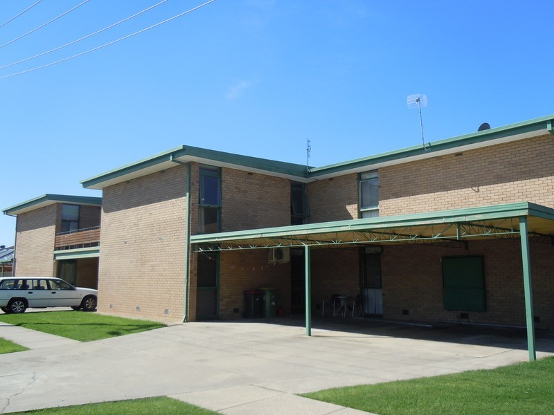 2 /206 Lawrence Street, Wodonga VIC 3690