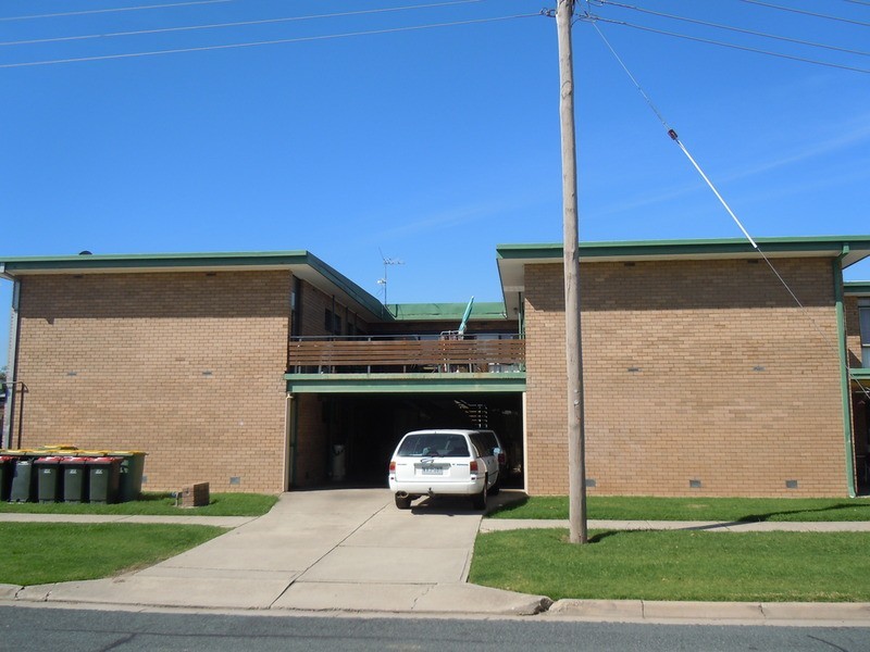 2 /206 Lawrence Street, Wodonga VIC 3690