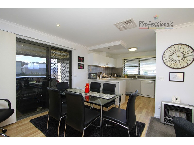 23/639 Kemp Street, Lavington NSW 2641