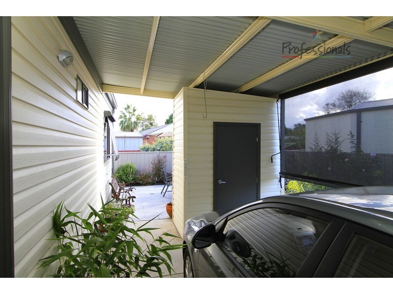 23/639 Kemp Street, Lavington NSW 2641