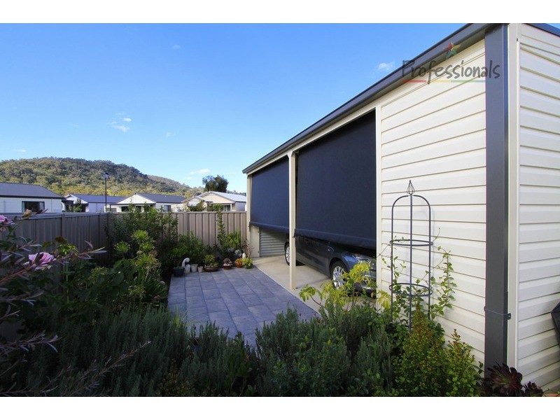 23/639 Kemp Street, Lavington NSW 2641