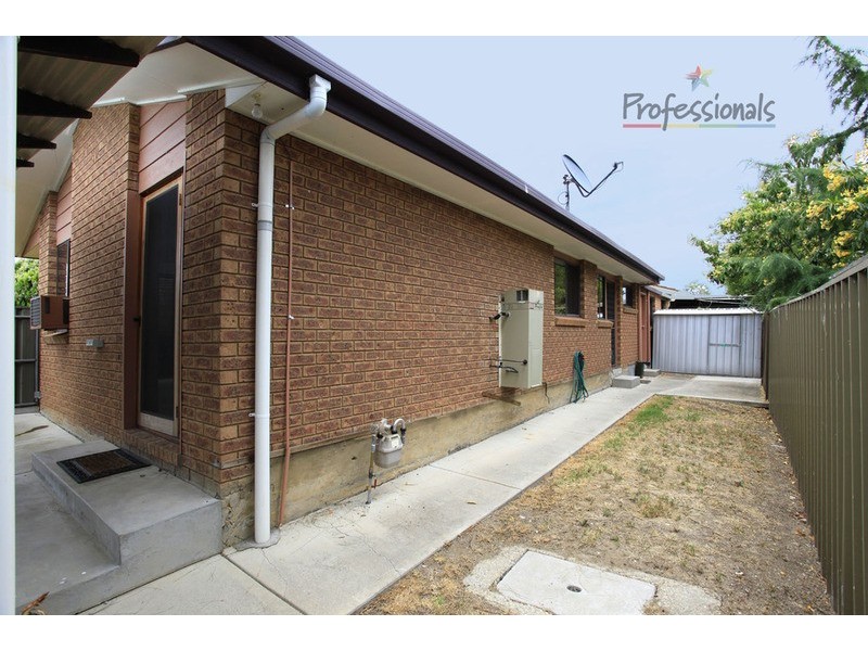 2/22 Campbell  Avenue, Wodonga VIC 3690
