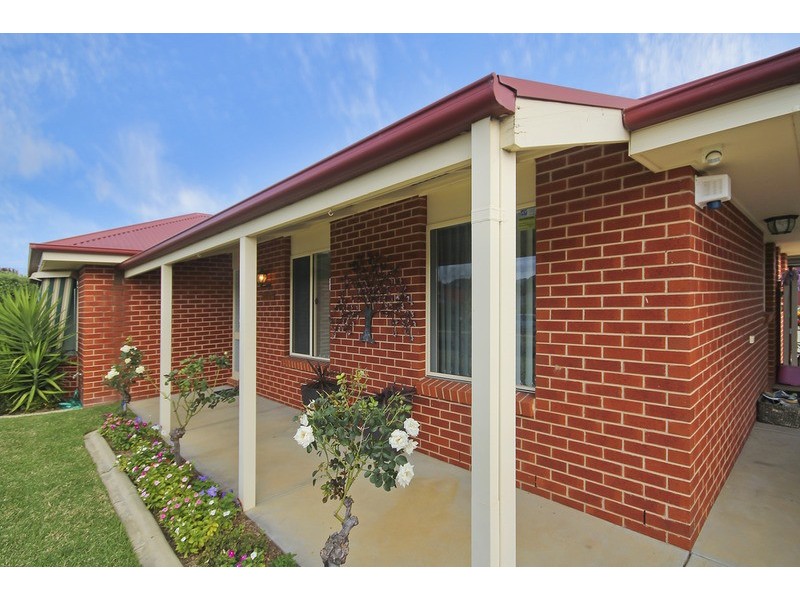 8 Caraway Street, Baranduda VIC 3691