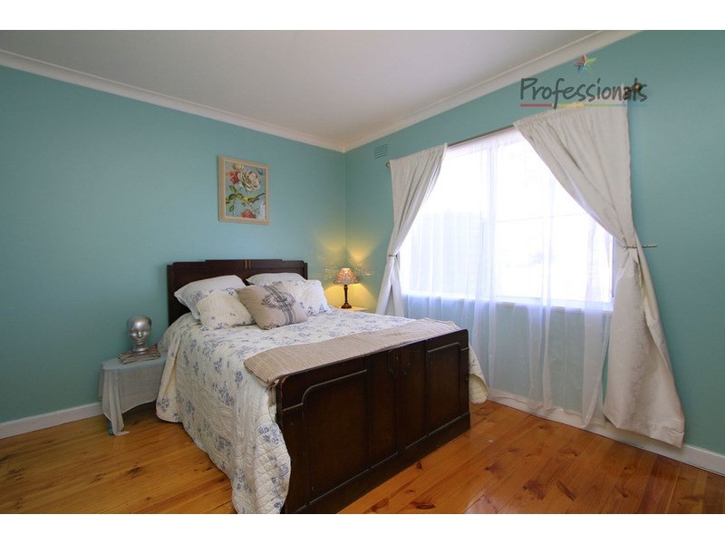 9 Queen  Street, Chiltern VIC 3683