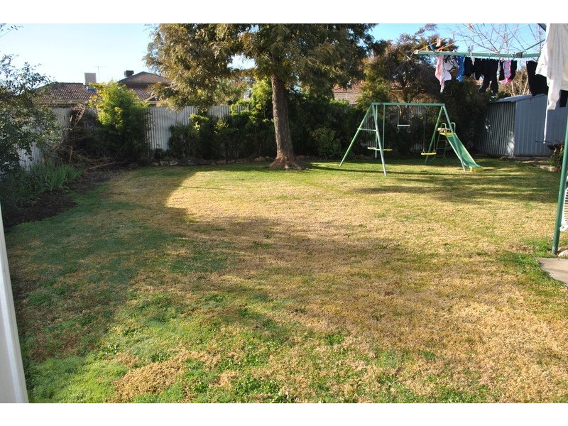 22 Gayview  Drive, Wodonga VIC 3690