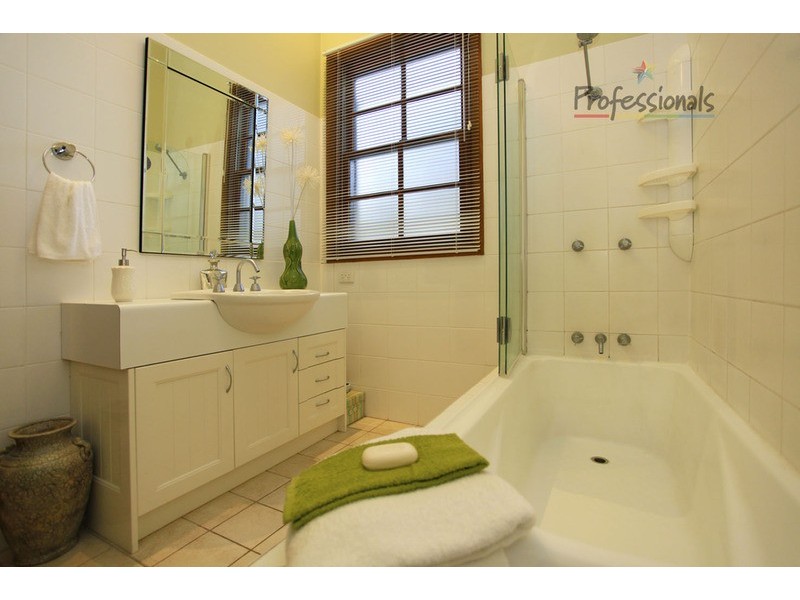 1-3 Harkins Street, Chiltern VIC 3683