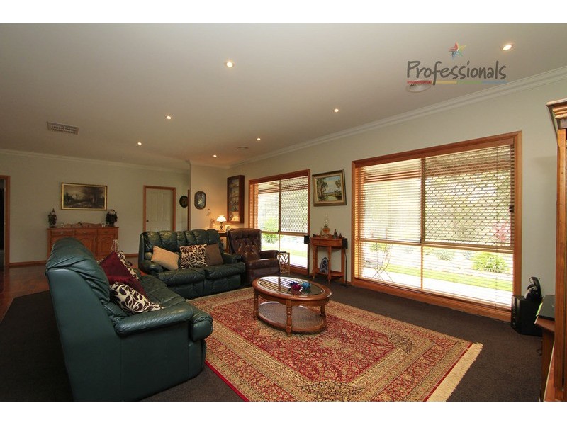 16 Clandeboye Road, Baranduda VIC 3691