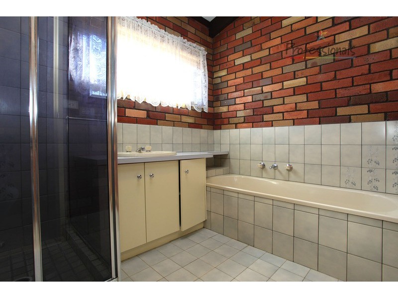 4/5 Fadden  Court, Wodonga VIC 3690