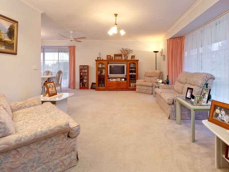 43 Sans Souci Drive, Wodonga VIC 3690