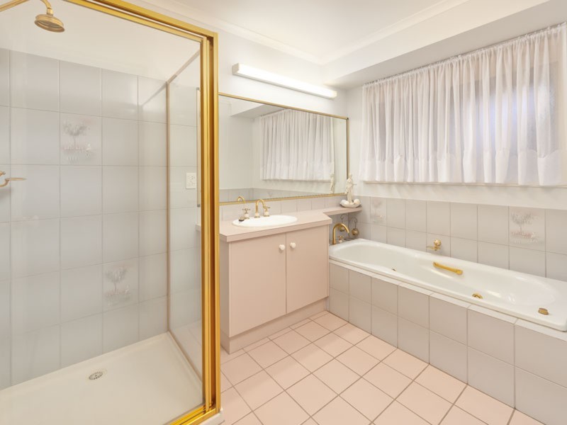 43 Sans Souci Drive, Wodonga VIC 3690