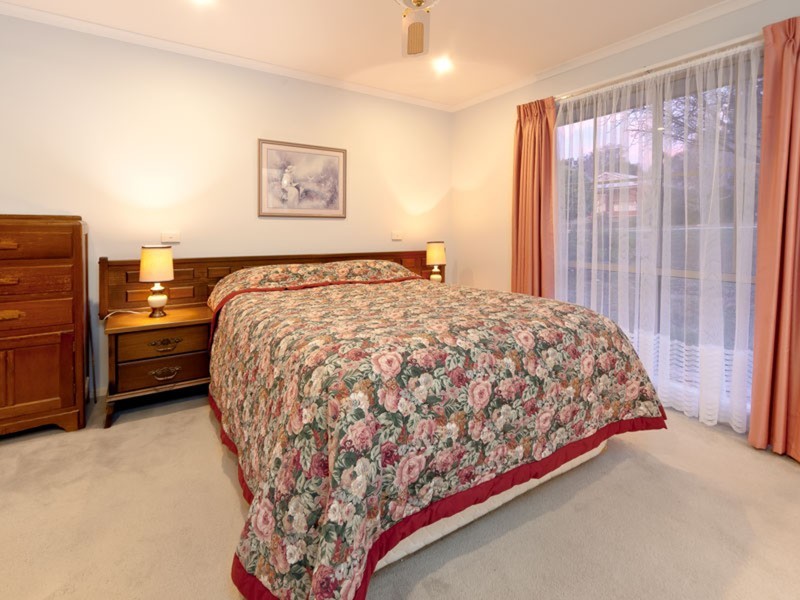 43 Sans Souci Drive, Wodonga VIC 3690