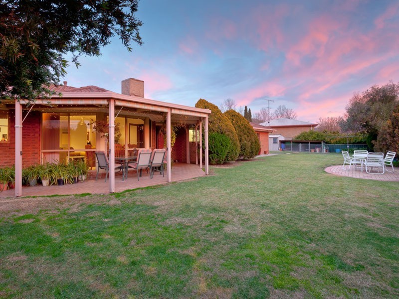 43 Sans Souci Drive, Wodonga VIC 3690