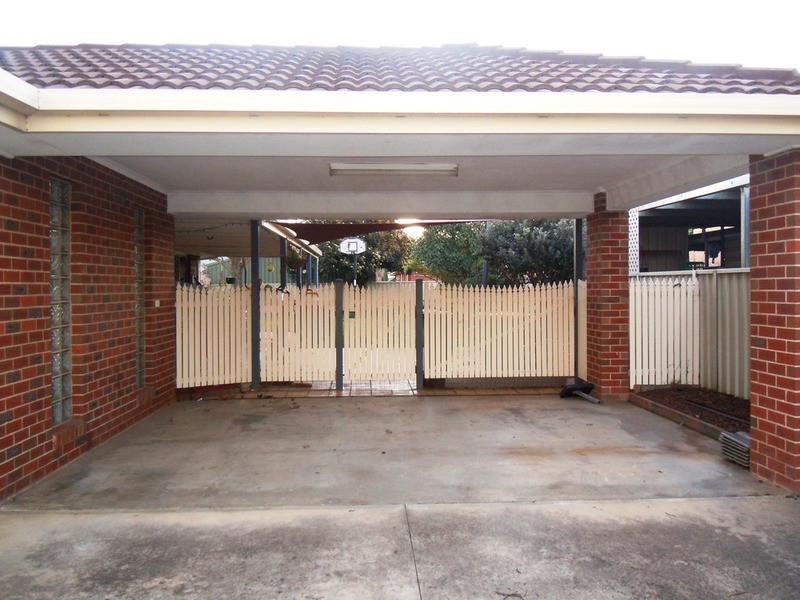 539 Daly Street, Lavington NSW 2641