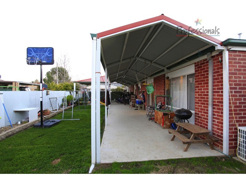 26 Ware Avenue, Wodonga VIC 3690