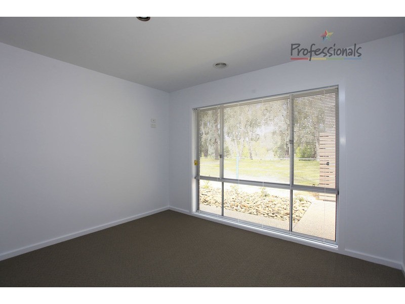 19 Cottlesloe Court, Wodonga VIC 3690