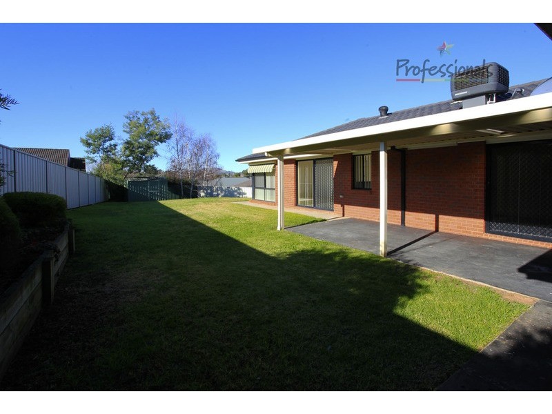 14 Hawk Place, West Wodonga VIC 3690