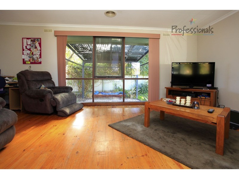 50 Nordsvan  Drive, West Wodonga VIC 3690