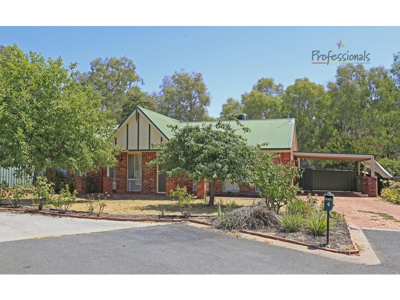 4 Tyrell  Court, West Wodonga VIC 3690