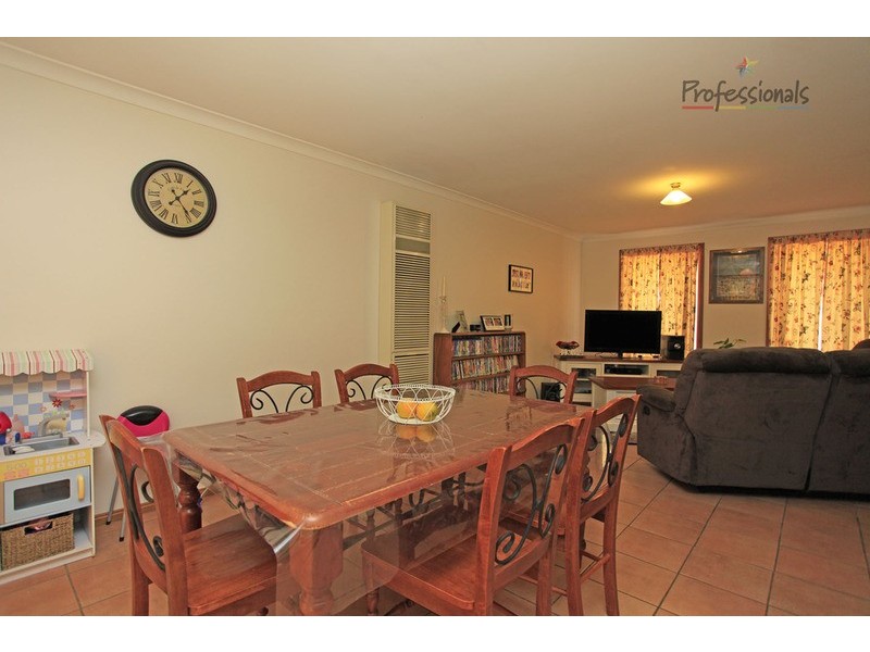 4 Tyrell  Court, West Wodonga VIC 3690