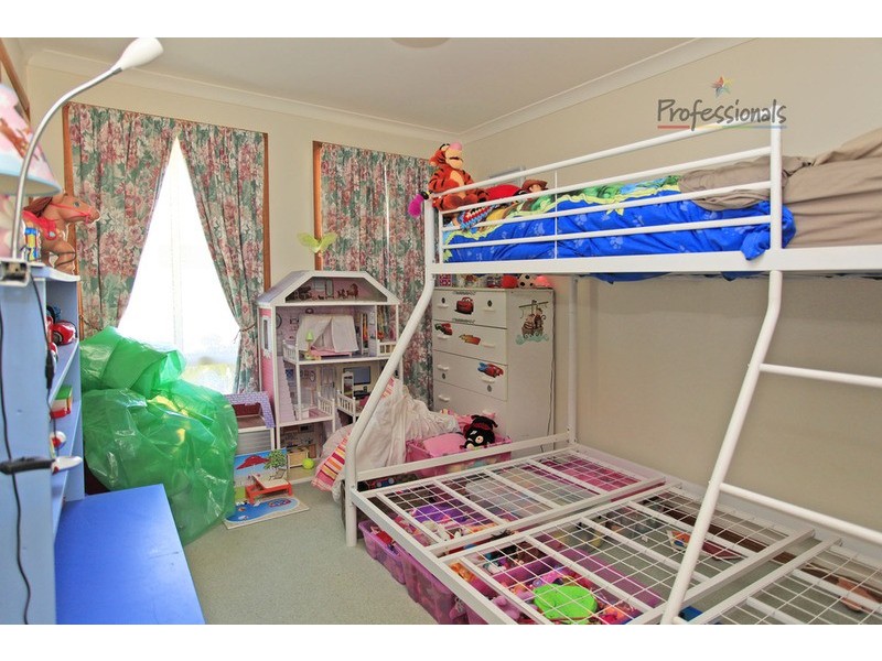 4 Tyrell  Court, West Wodonga VIC 3690