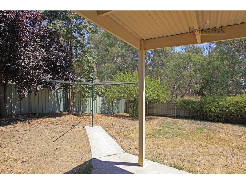 4 Tyrell  Court, West Wodonga VIC 3690