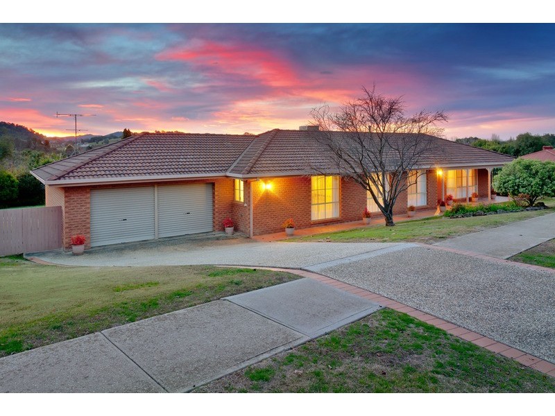 43 Sans Souci Drive, Wodonga VIC 3690