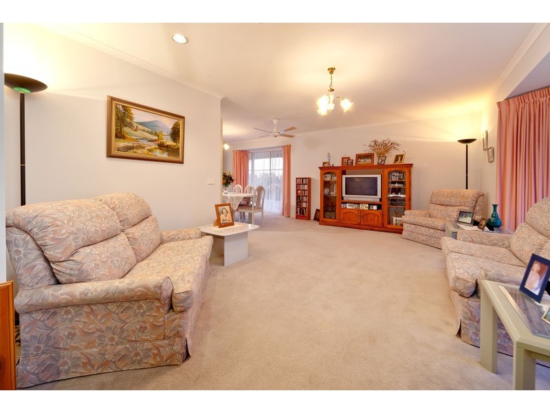 43 Sans Souci Drive, Wodonga VIC 3690