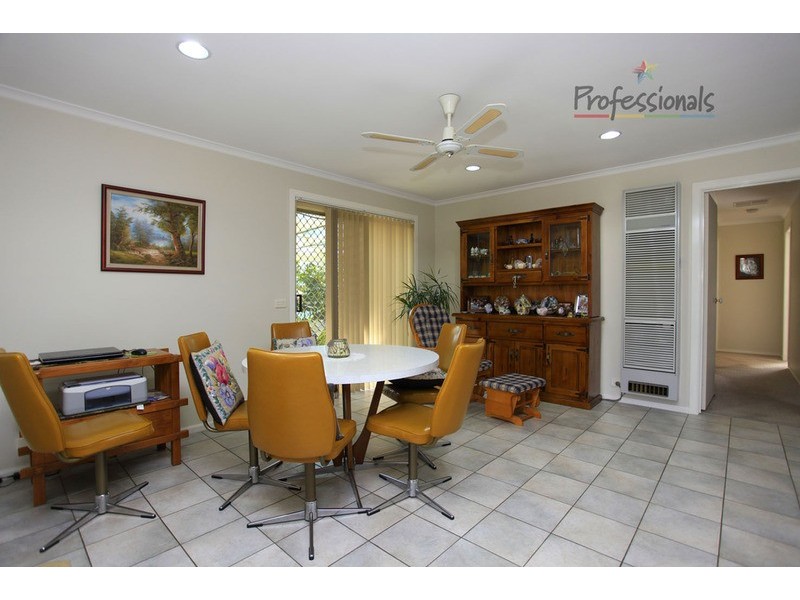 2 Lightwood  Drive, Wodonga VIC 3690