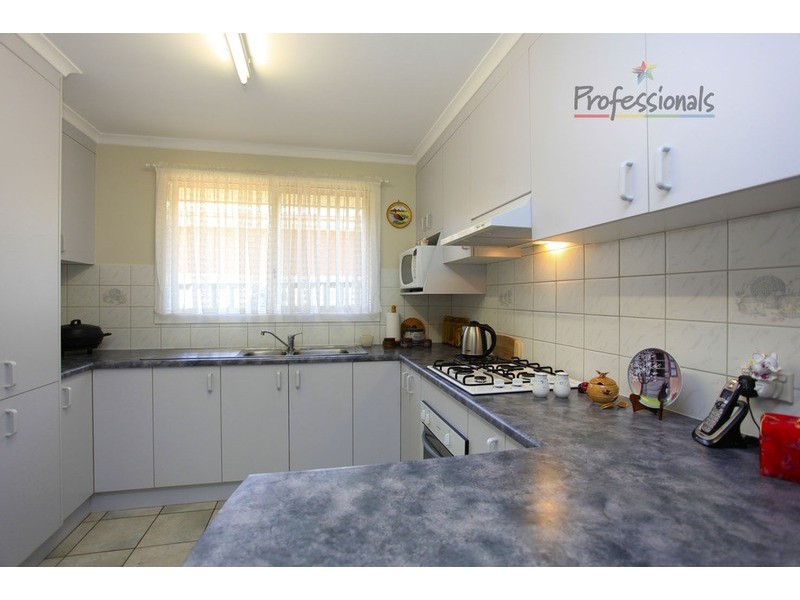 2 Lightwood  Drive, Wodonga VIC 3690