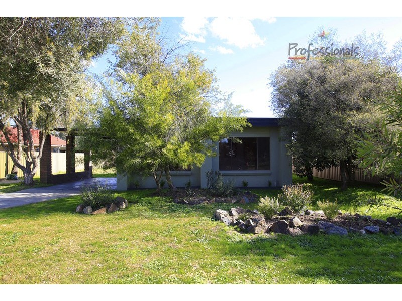 5 Dickson Court, Chiltern VIC 3683