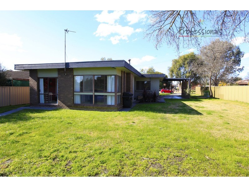 5 Dickson Court, Chiltern VIC 3683
