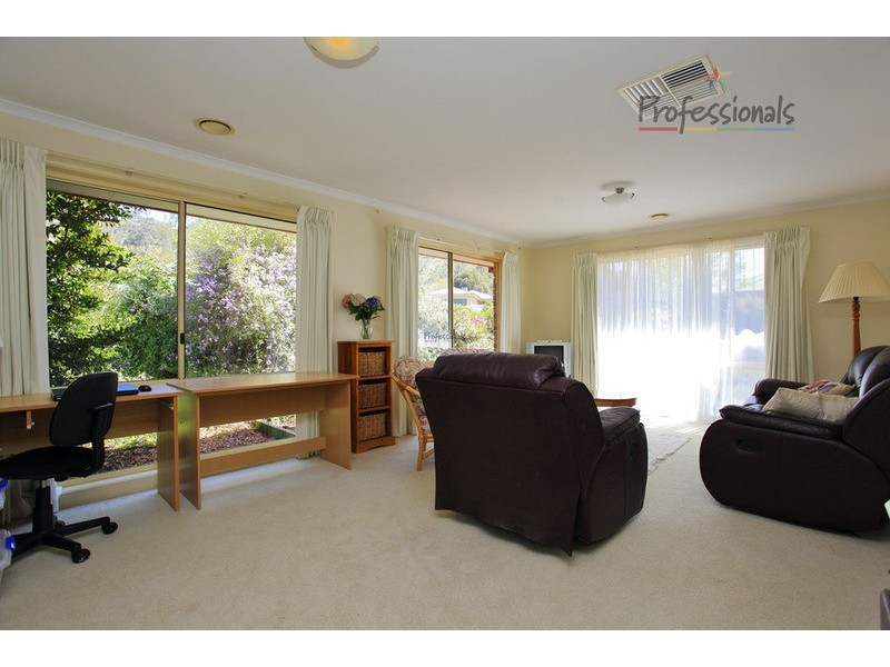 3 Sladen  Court, West Wodonga VIC 3690