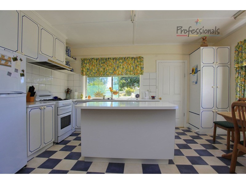 5 Kilgour Street, Chiltern VIC 3683