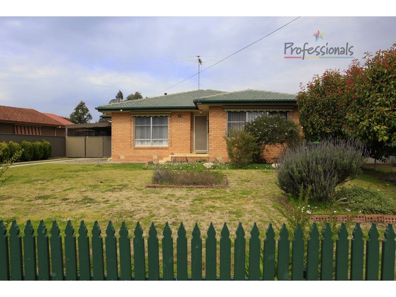 10 Prague Avenue, Wodonga VIC 3690