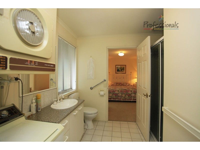 8 Jevington Drive, Wodonga VIC 3690