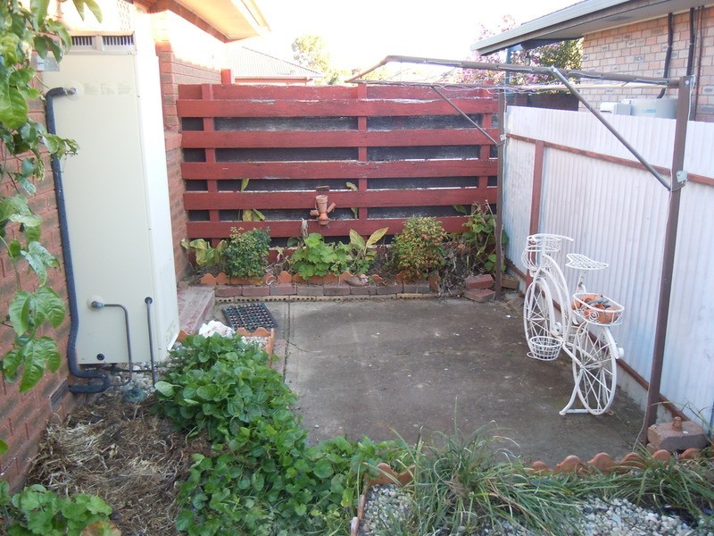 2/19 Roseland Road, West Wodonga VIC 3690