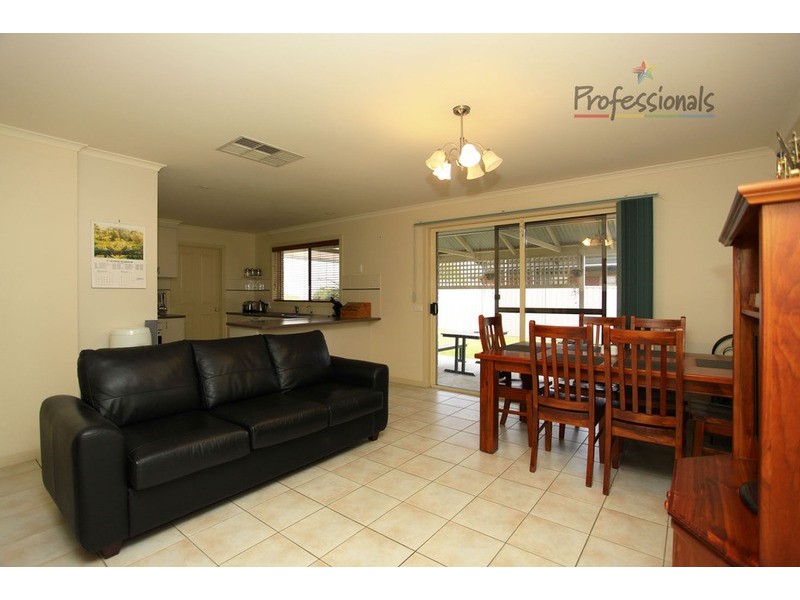 85 Barton Street, Wodonga VIC 3690