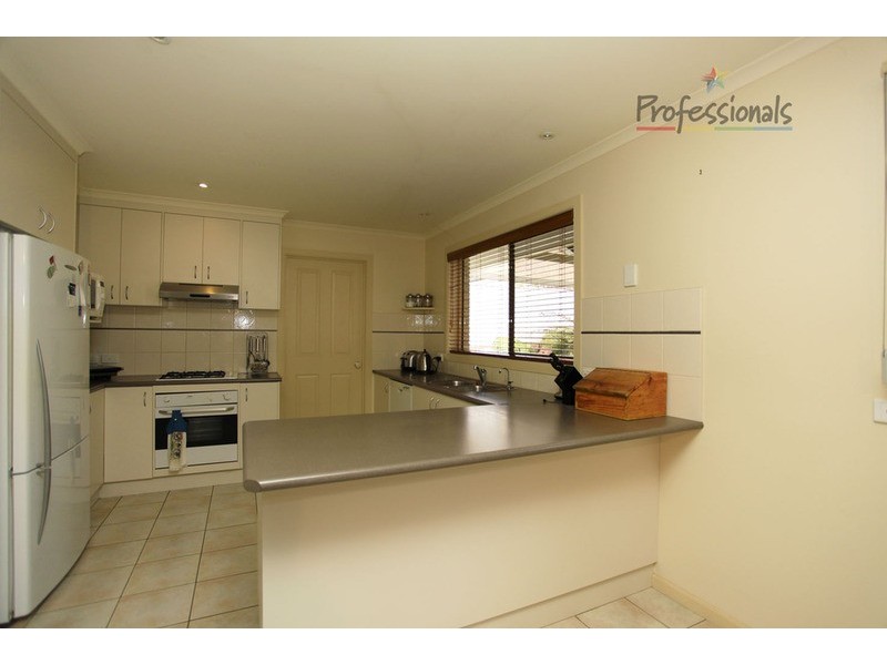 85 Barton Street, Wodonga VIC 3690