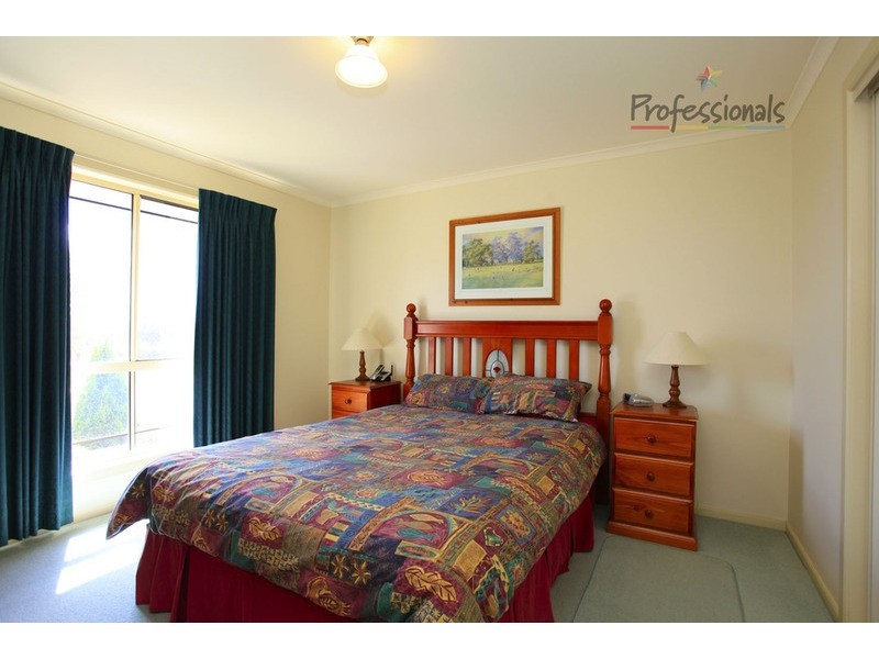85 Barton Street, Wodonga VIC 3690