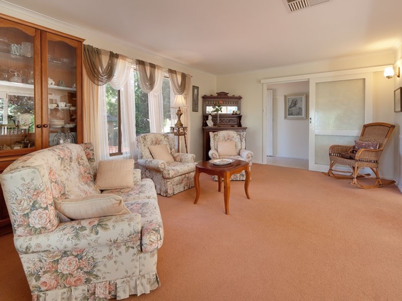 264 Desmond Street, Lavington NSW 2641