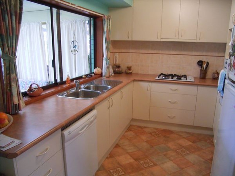 75 Mayfair Drive, Wodonga VIC 3690