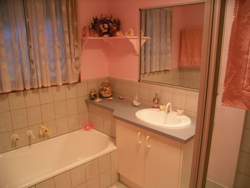 75 Mayfair Drive, Wodonga VIC 3690