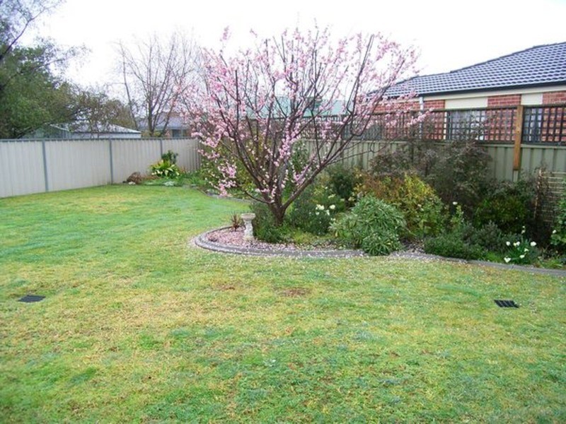 75 Mayfair Drive, Wodonga VIC 3690