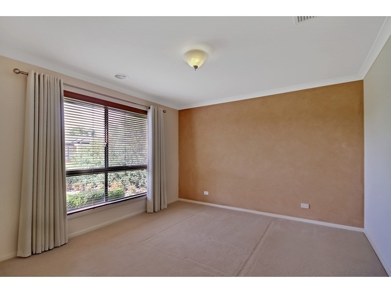 8 Dalton Avenue, Wodonga VIC 3690