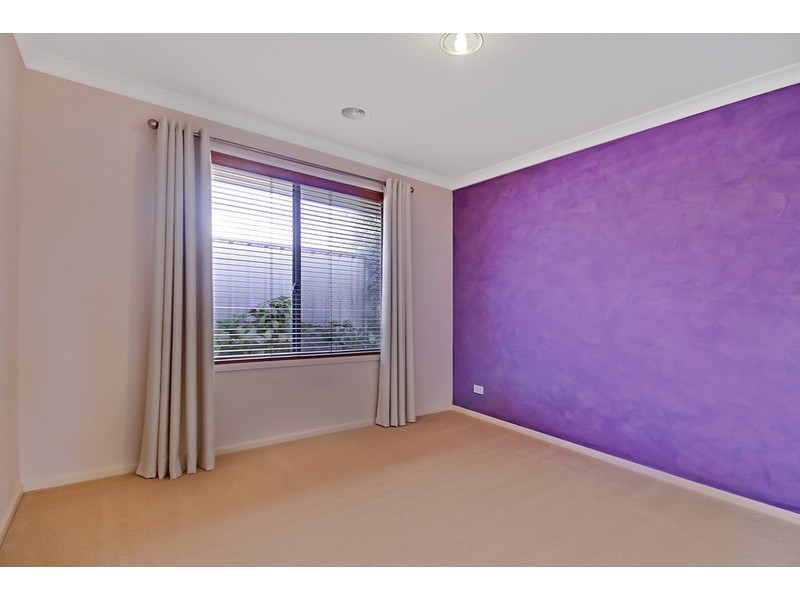 8 Dalton Avenue, Wodonga VIC 3690